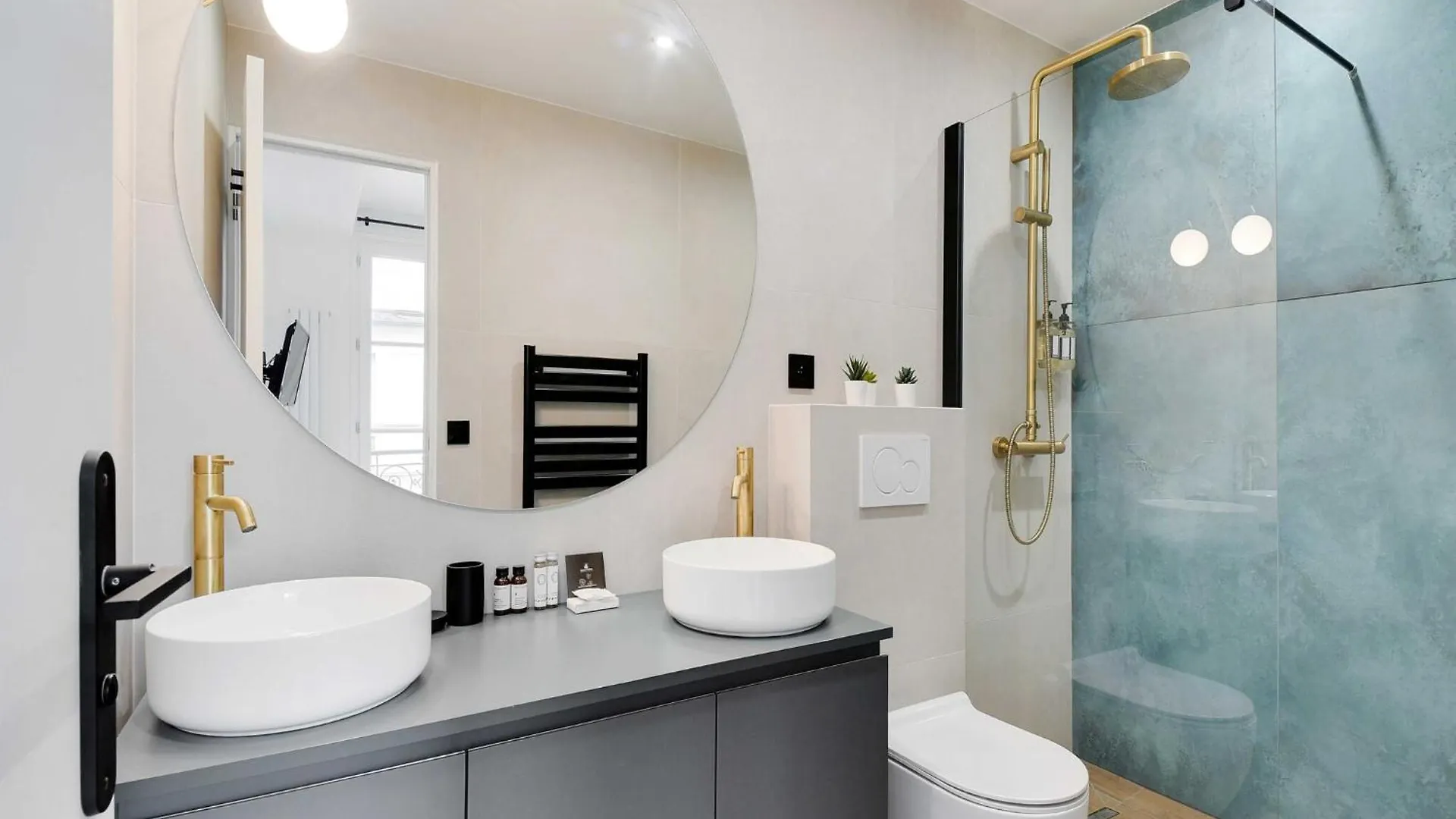 Perfect Location - Gare De Lyon Bastille Paris Apartment